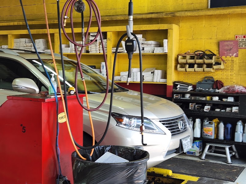 10 Minute Oil Change