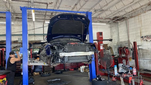 Audi-VW-Repair-Center-google-photo-1