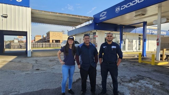 Axis-Auto-Repair-google-photo