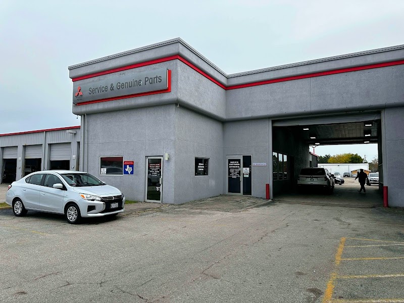 Bayside-Mitsubishi-google-photo