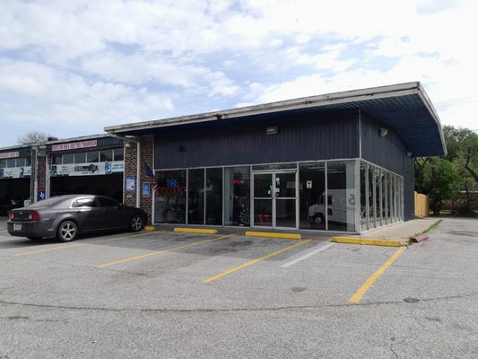 Discount-Auto-Repair-google-photo