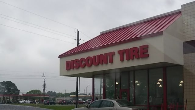 Discount-Tire-google-photo-5
