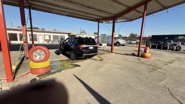 Ec-Tire-Shop-google-photo
