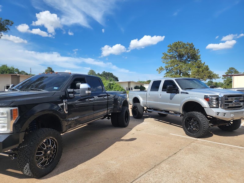 Gulf-Coast-Lifted-Trucks-google-photo