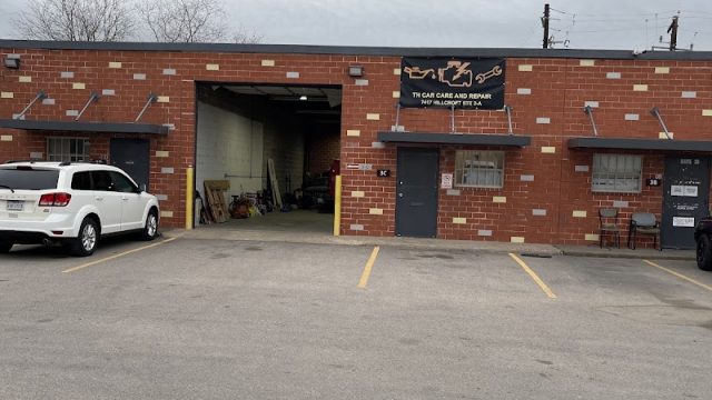 HTX-Car-Care-Center-google-photo