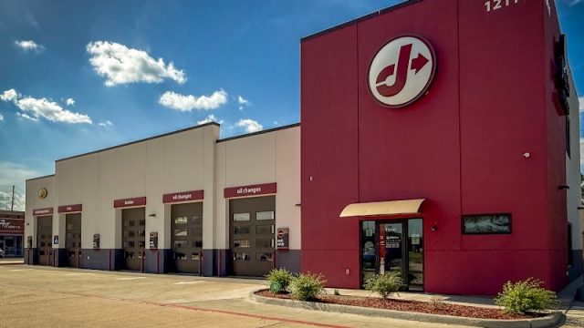 Jiffy-Lube-google-photo-26