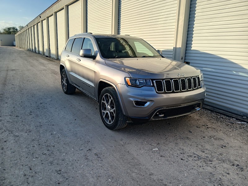 Johnnys-Auto-Repair-google-photo