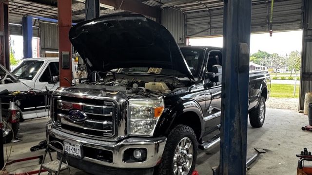 Lewis-Auto-Service-google-photo