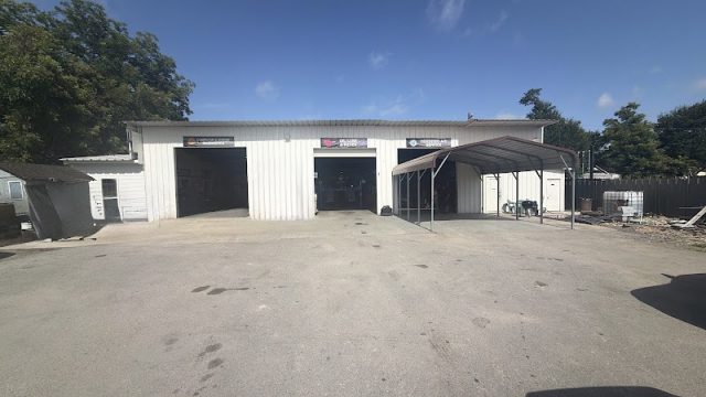 Manys-Auto-Repair-google-photo