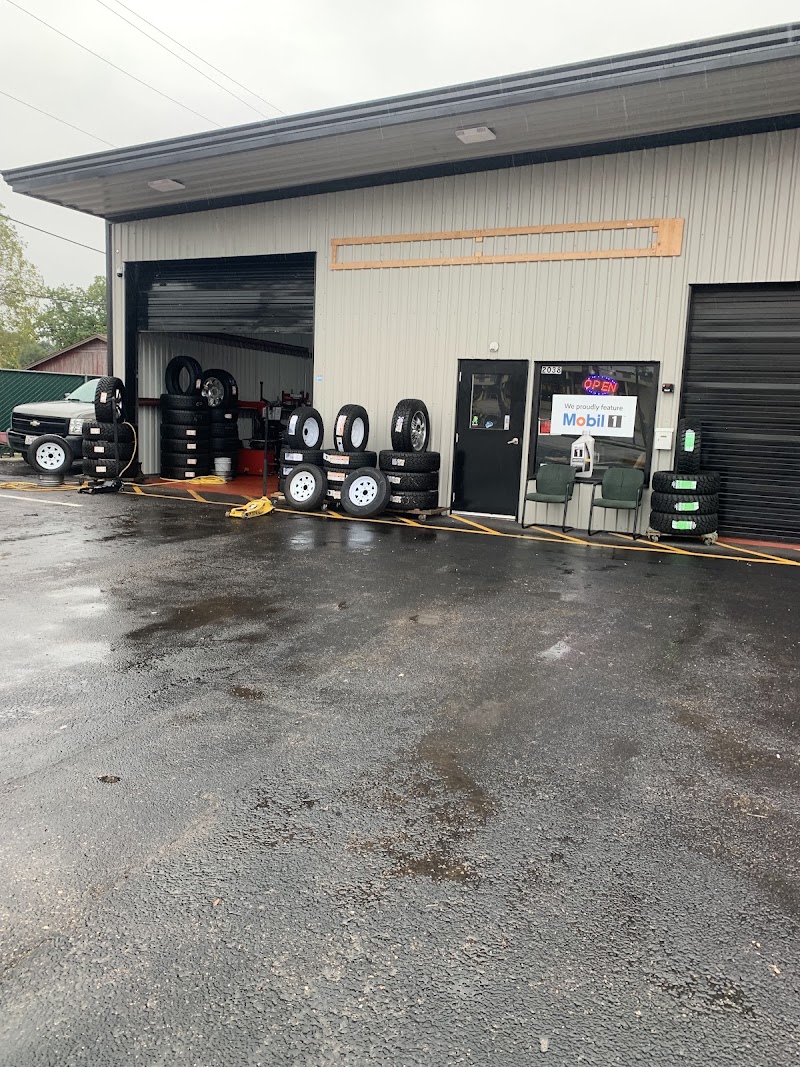 Mechanic World Diesel and Gas