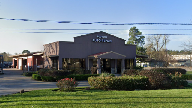 Poutous-1960-Auto-Repair-google-photo