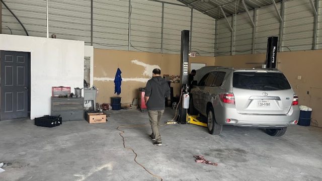 Premium-auto-repair-038-collision-google-photo