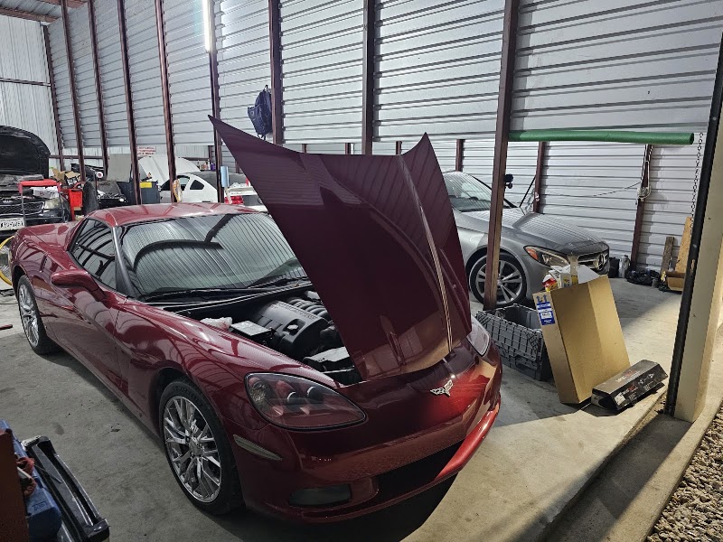 Roberts-Garage-google-photo