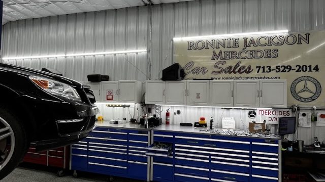 Ronnie-Jacksons-Mercedes-Service-google-photo