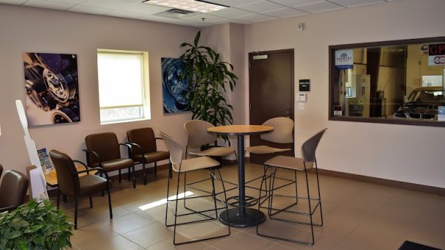 Sterling-McCall-Collision-Center-of-Clear-Lake-google-photo
