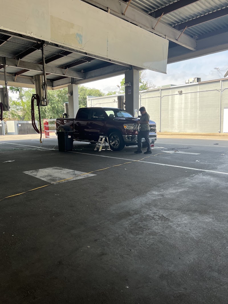 Super Lube & Tune Car Wash Center