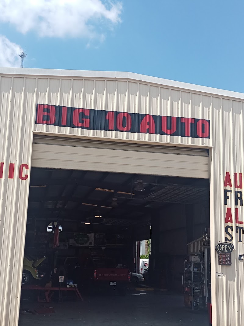 Vic Big 10 Tire